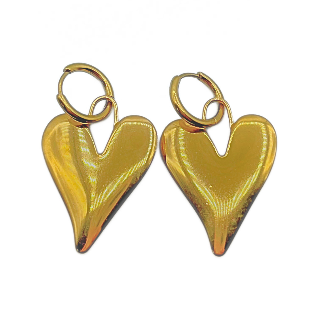 Grote hart oorbellen goud